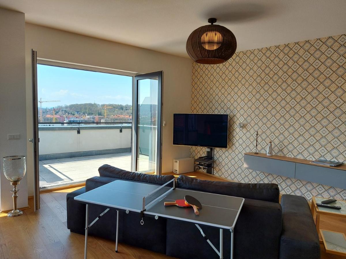 Apartment At The - Penthouse Ueber Den Daechern Der Stadt *